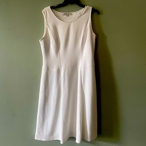 Women dress get two for 1 ! If you want only one we can talk prices